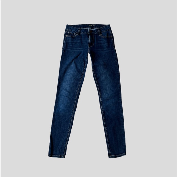 Old Navy Denim - Old Navy Rockstar Super Skinny Jeans